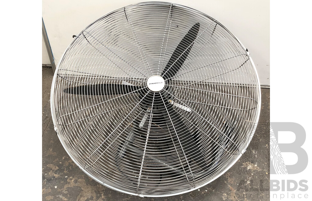 Dynabreeze 750mm Oscillating Industrial Wall Fan