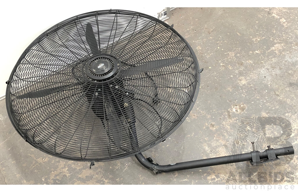 Arlec 750mm Oscillating Industrial Wall Fan