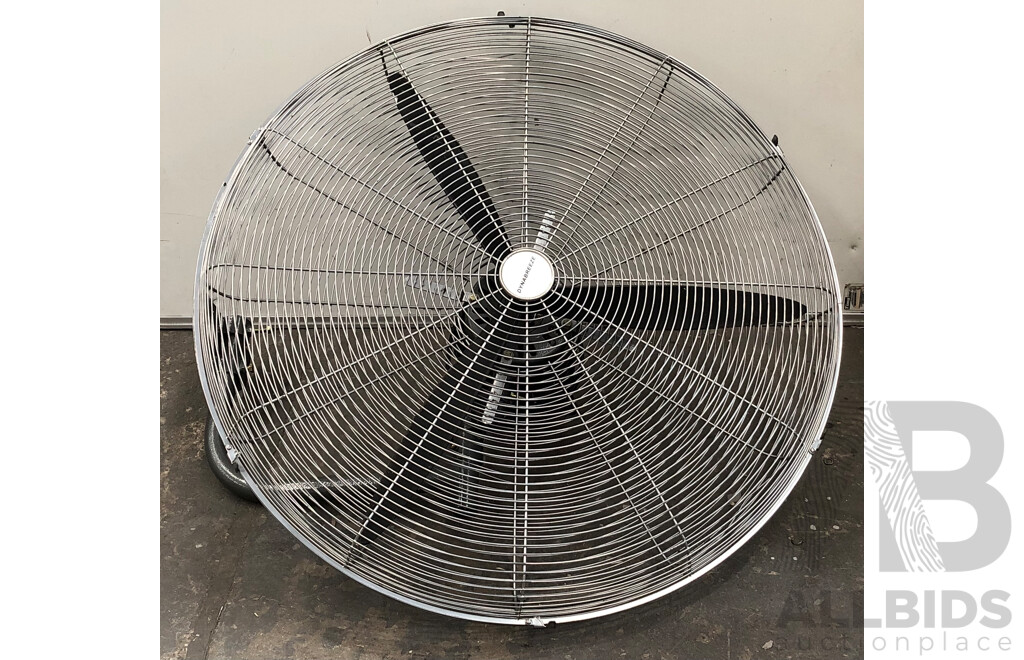 Dynabreeze 750mm Oscillating Industrial Wall Fan