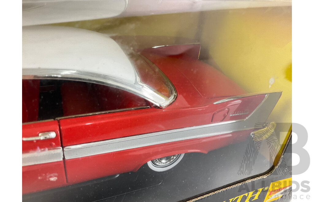 Boxed Ertl Collectables Diecast 1958 Plymouth Belvedere 1:18 Scale with Ferrari 1:38 Scale