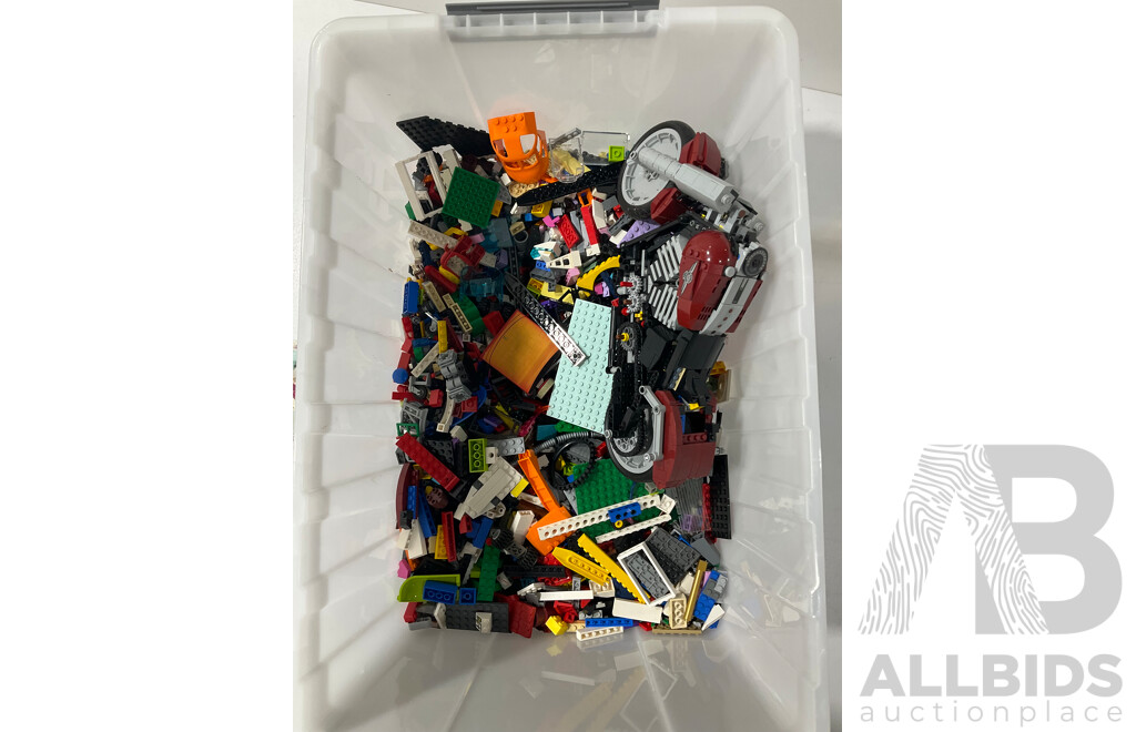 Collection Approx 8KG Mixed Lego Pieces including set 70838