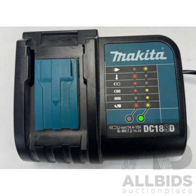 Makita Batteries and Battery Charger