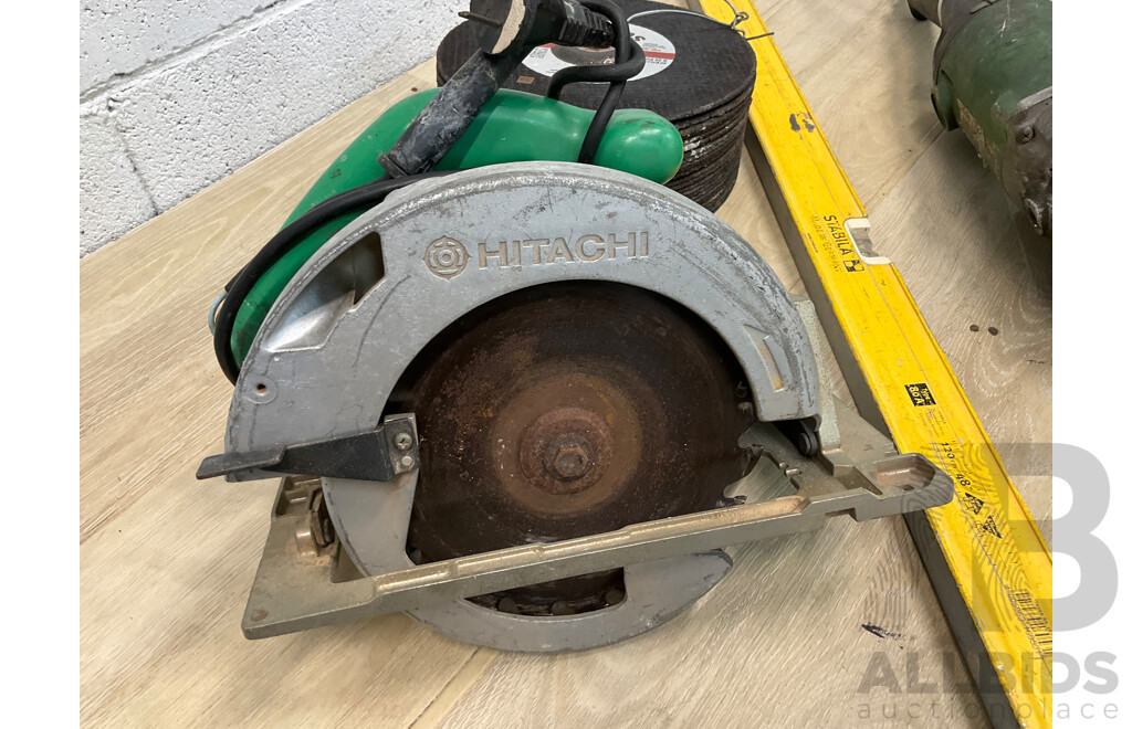 Assorted Power Tools, Grinding Wheels and Spirit Level  - Lot of 4