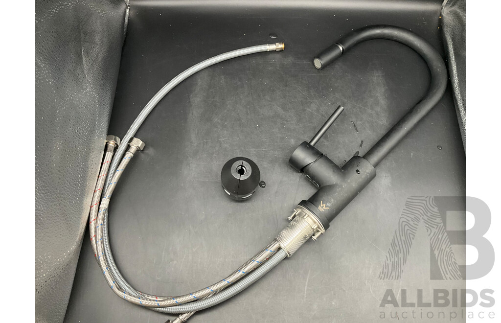 Black Pull Out Sink Mixer