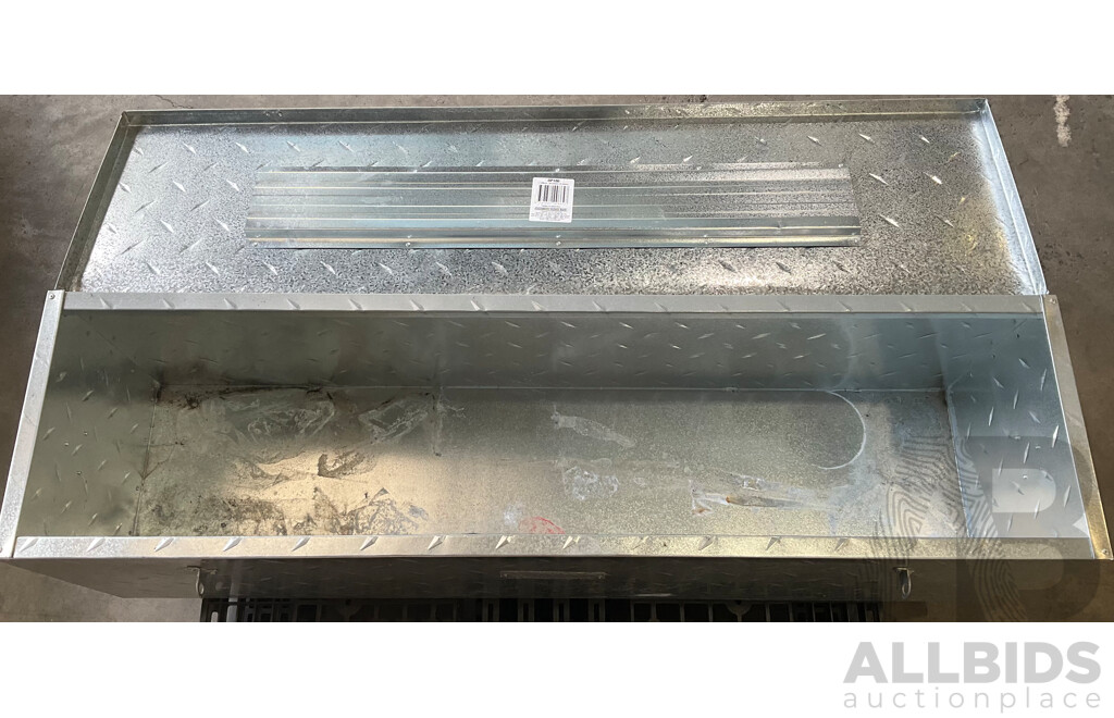 2x Rhino Tool Boxes (1390mm X 350mm X 430mm)