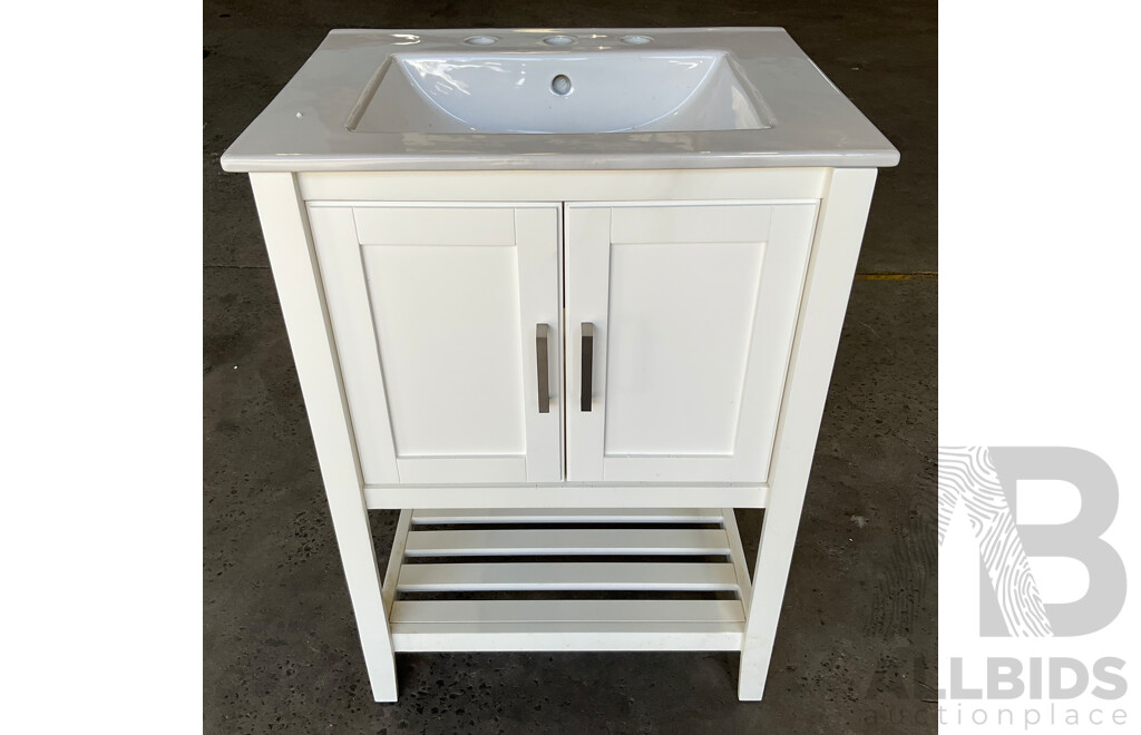 ESR White 2-Door Vanity with Shelf and Basin (600mm X 830mm)