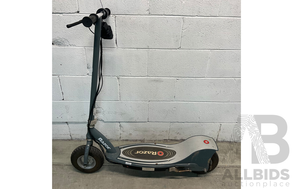 Razor E300 Electric Scooter Grey - ORP $499.00