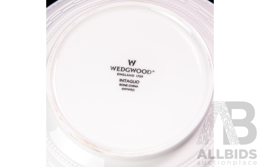 English Wedgwood Bone China Vase in Intaglio Pattern in Original Box