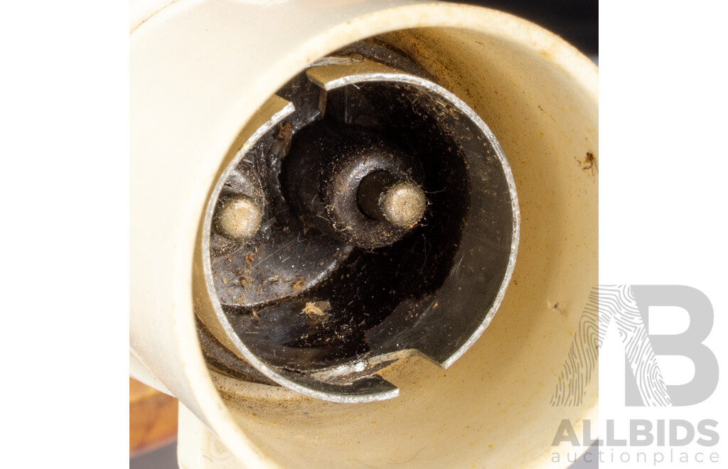 Vintage Italian Carved Alabaster Electric Table Lamp with Classical Urn Shape with Turned Socle and Plinth Base