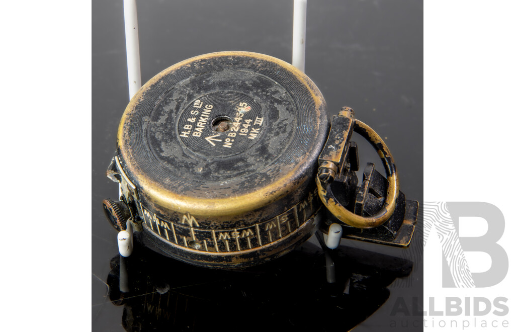 Vintage British WWII Compass by H.B & S Barking, MKIII, 1944