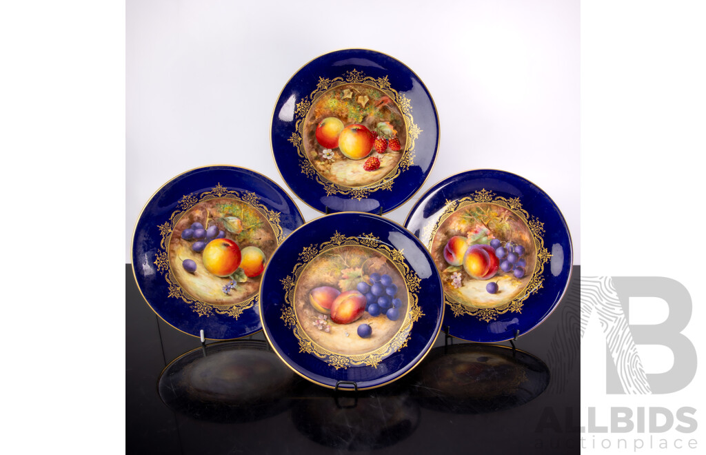 Collection Four Antique English Royal Worcester Porcelain Cabinet Plates with Hand Painted Fruit Scenes, Three by William Bee & One by Richard Seabright