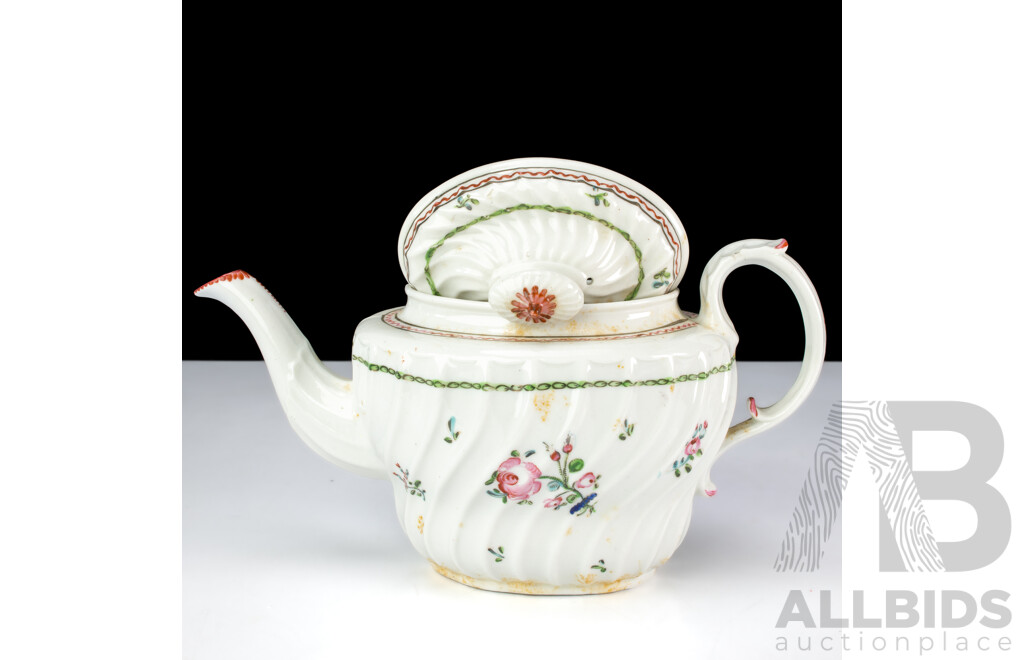 Antique Early English New Hall Porcelain Nine Piece Tea Service in Chinese Export Style with Hand Painted Decoration, Circa 1790s