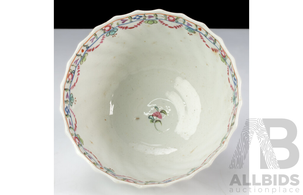 Antique Early English New Hall Porcelain Nine Piece Tea Service in Chinese Export Style with Hand Painted Decoration, Circa 1790s