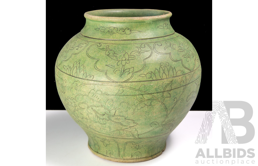 Vintage South East Asian Thai Green Glazed Ceramic Pot with Incised Decoration