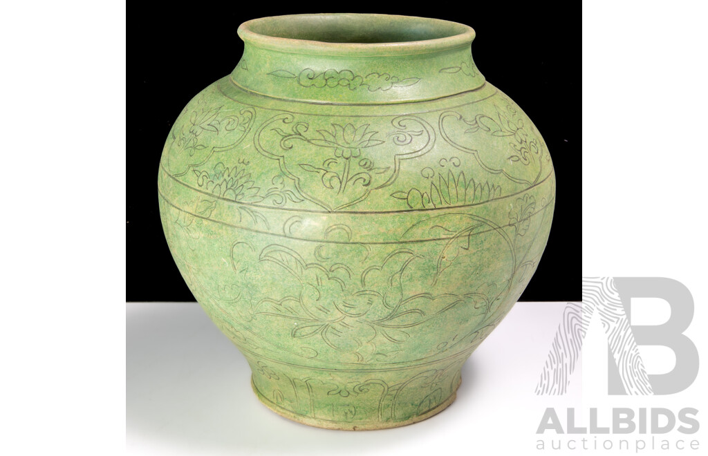 Vintage South East Asian Thai Green Glazed Ceramic Pot with Incised Decoration