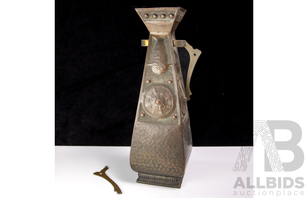 Antique Dutch Arts and Crafts Copper Vase with Hand Hammered Finish