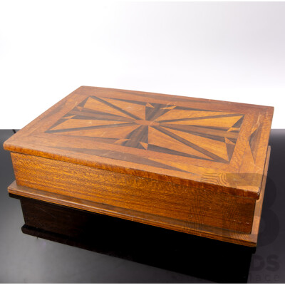 Vintage Wooden Lidded Box with Marquetry Specimen Wood Inlay to Top