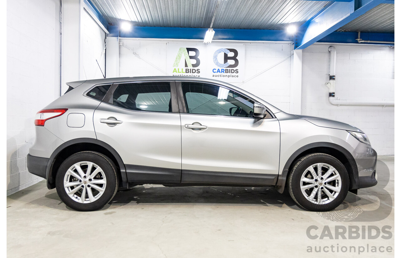 8/2015 Nissan Qashqai ST (4x2) J11 4d Wagon Gun Metallic 2.0L