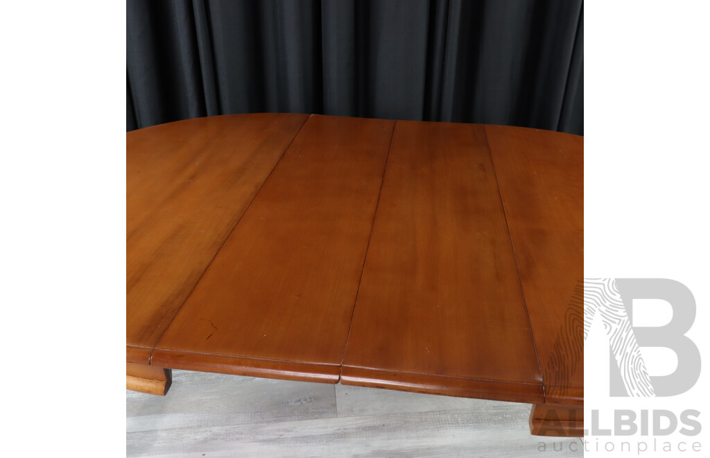 Late Edwardian Cedar Extension Dining Table