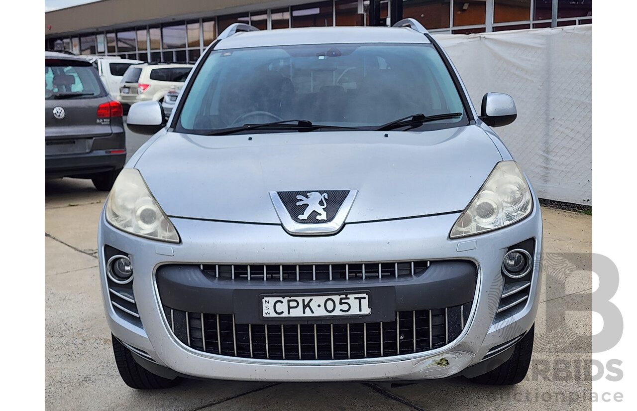 10/2013 Peugeot 4007 SV (7 Seat)  4d Wagon Silver 2.2L