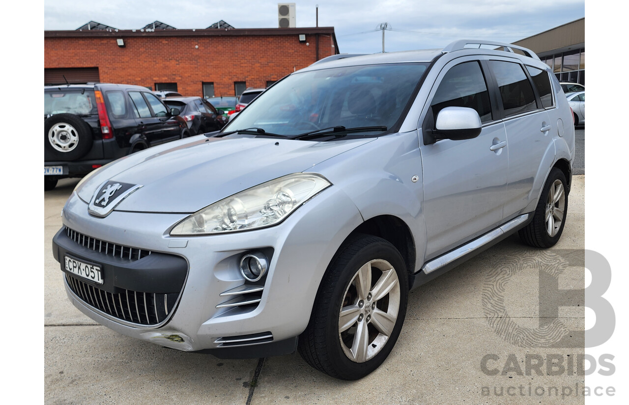 10/2013 Peugeot 4007 SV (7 Seat)  4d Wagon Silver 2.2L