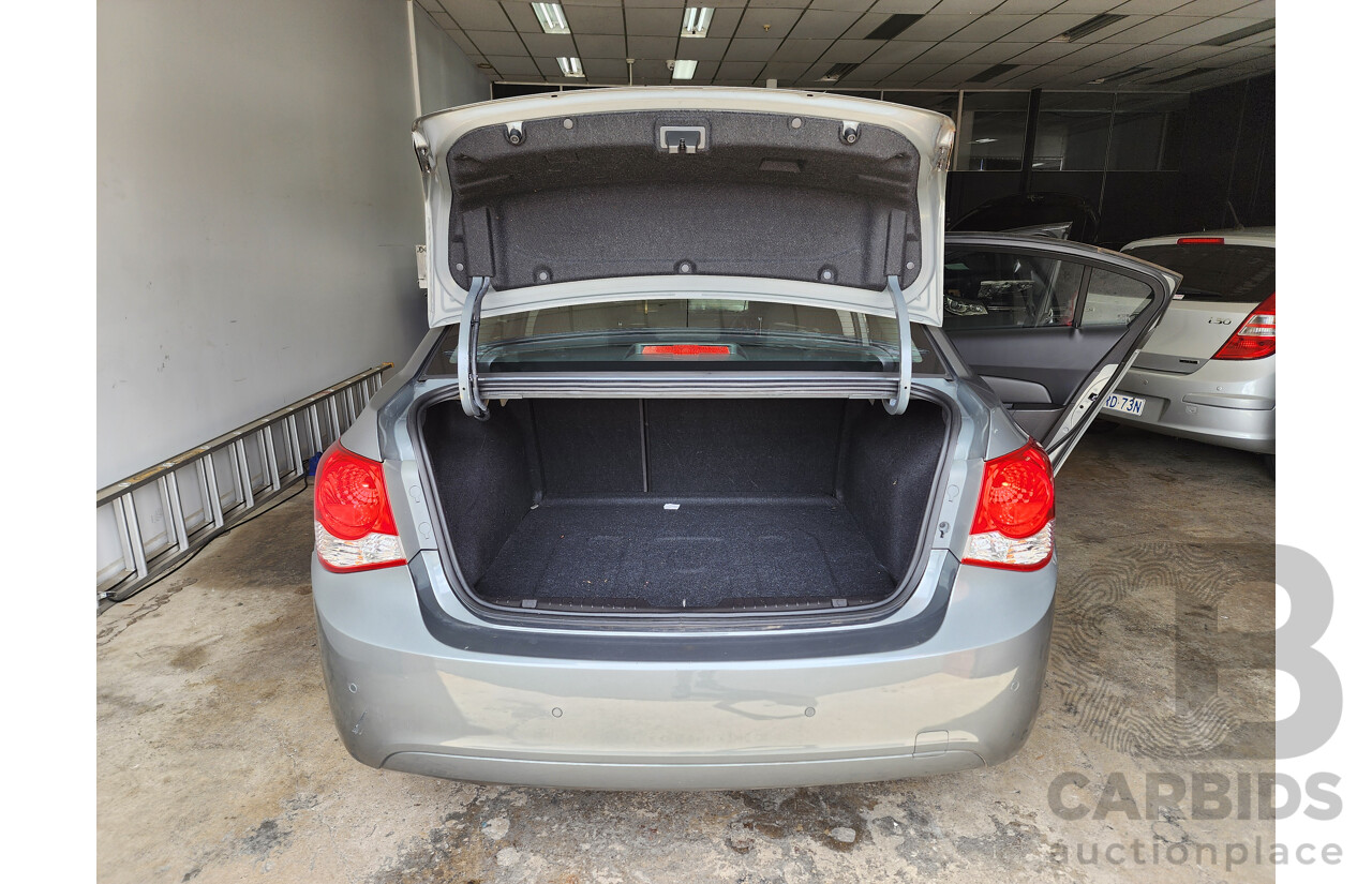 2/2010 Holden Cruze CDX JG 4d Sedan Grey 1.8L