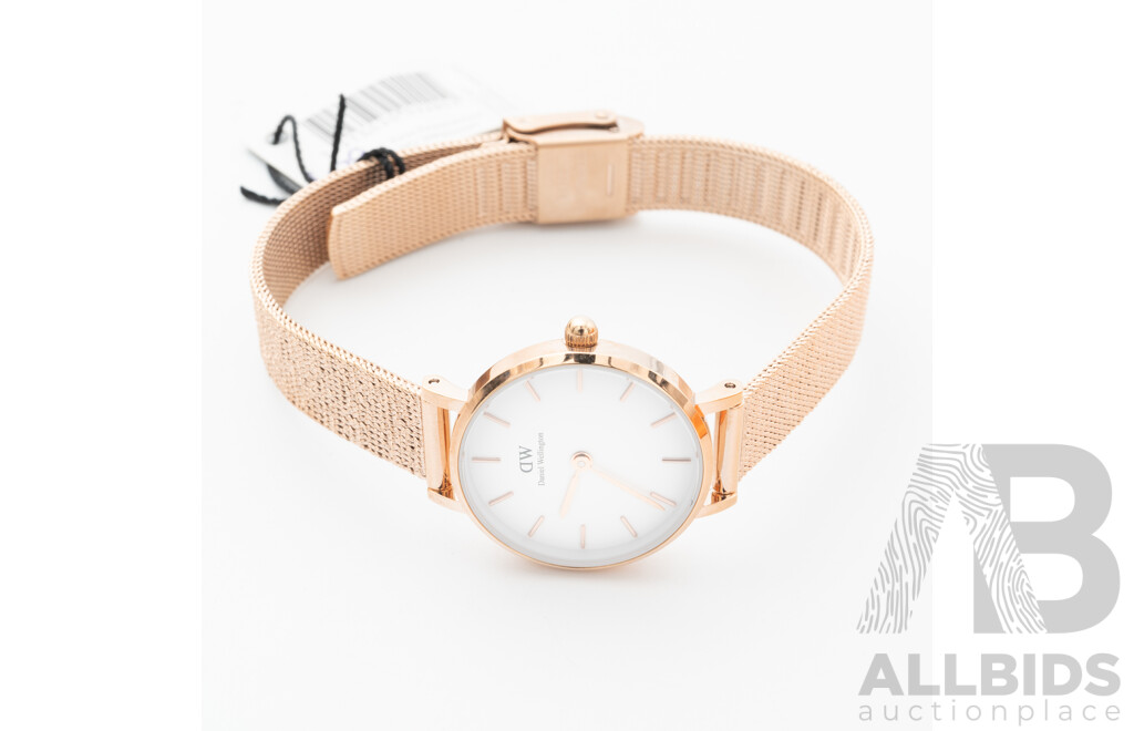 Daniel Wellington Petite 24mm Pressed Melrose White Watch, Model DW00100447