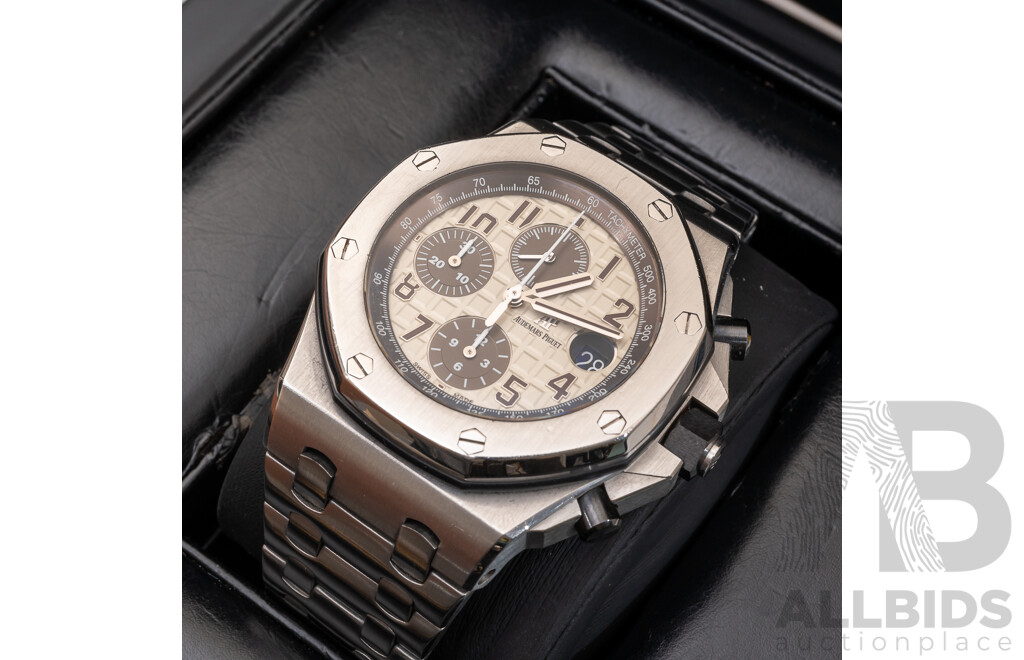 Audemars 42mm Piguet Offshore Safari, Model 26470ST.OO.A801CR.01