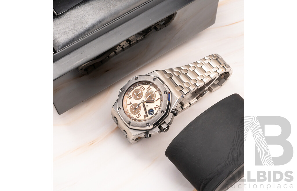 Audemars 42mm Piguet Offshore Safari, Model 26470ST.OO.A801CR.01