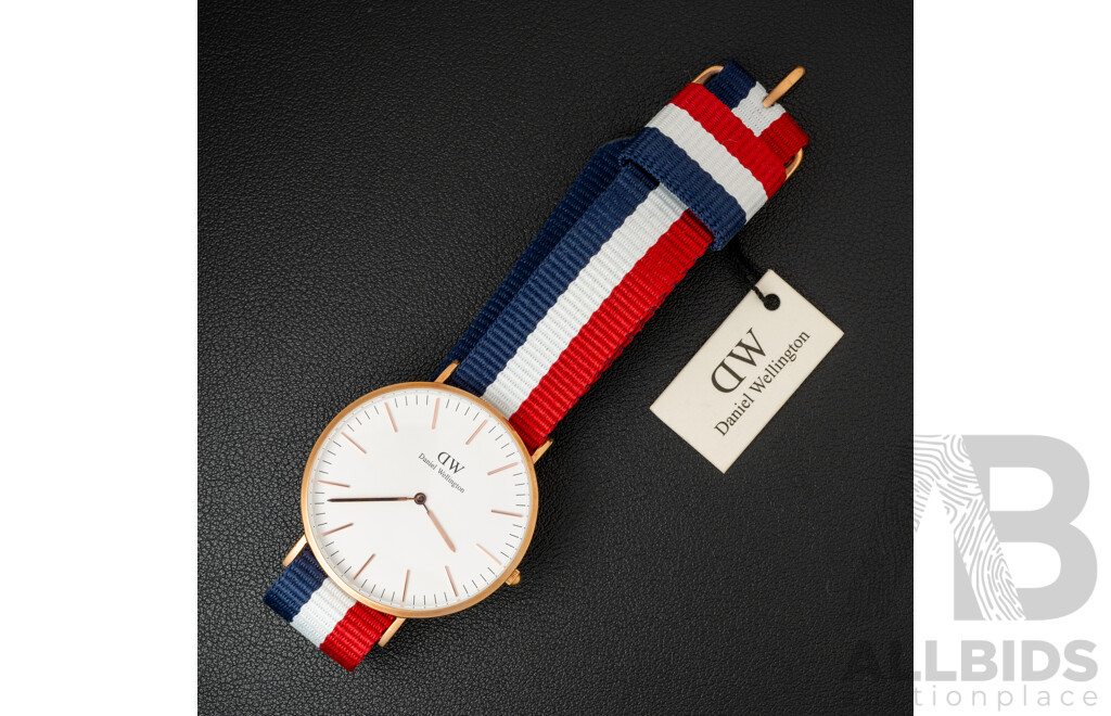 Daniel Wellington Classic Cambridge Mens Dress Watch, 0103DW, 41mm
