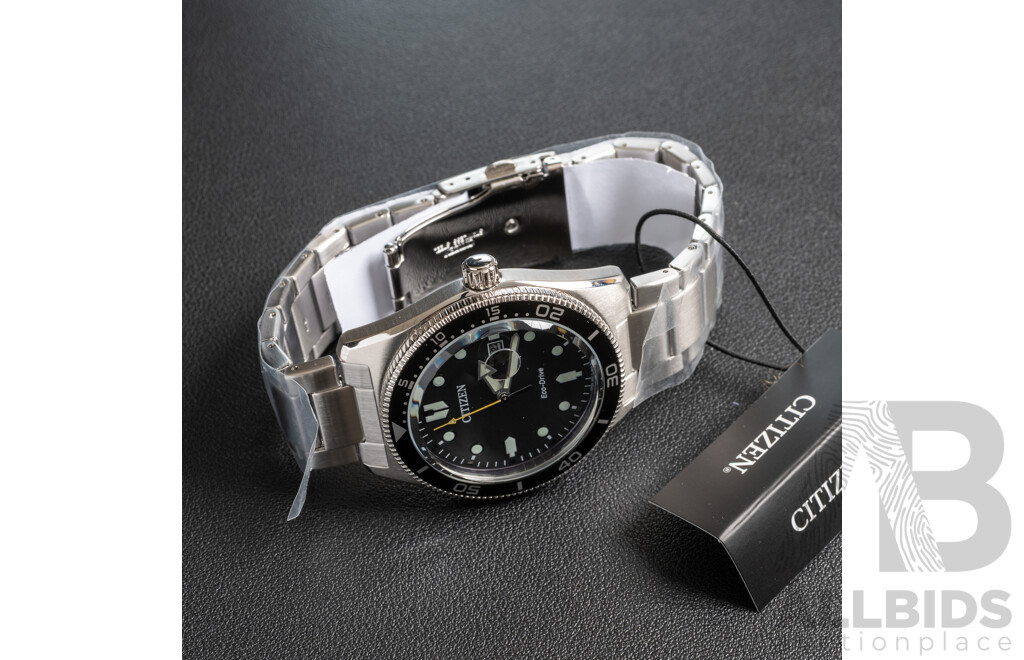 Citizen Eco-drive 42mm Watch, AW1760-81E, as New with Presentation Box