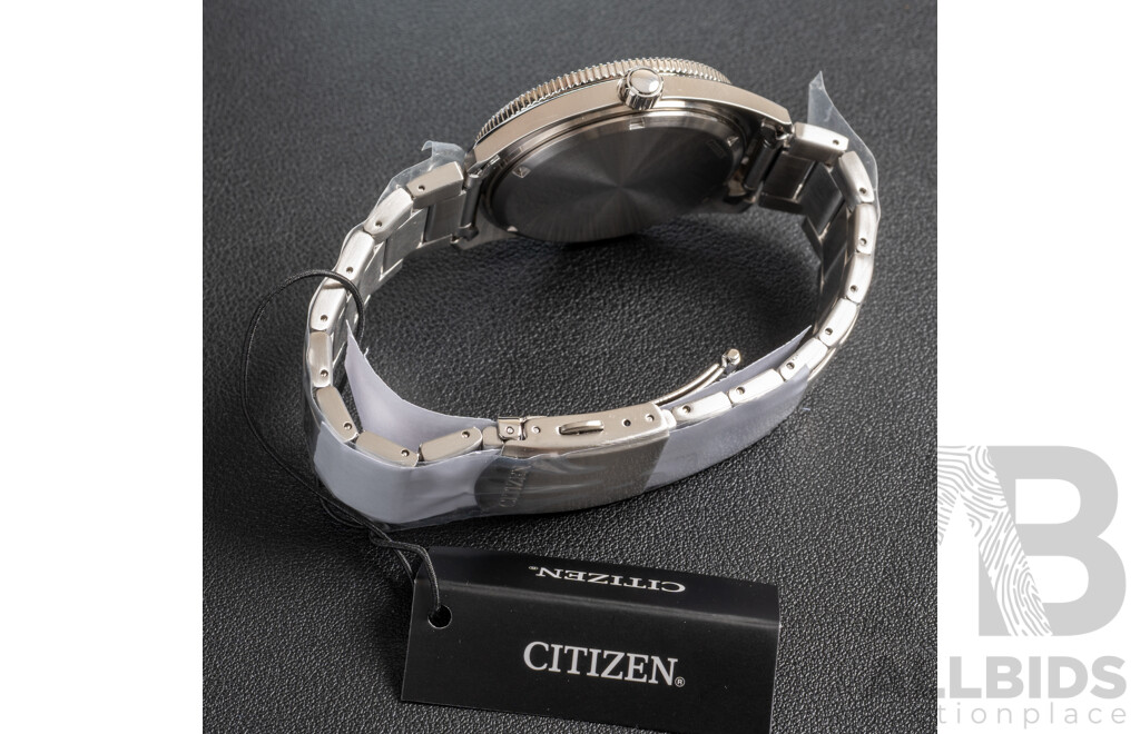 Citizen Eco-drive 42mm Watch, AW1760-81E, as New with Presentation Box