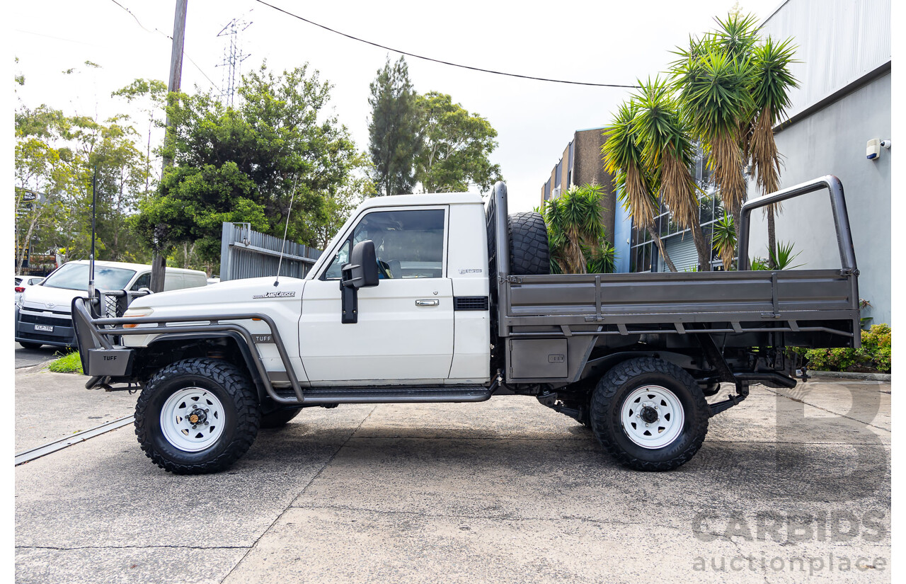 1/2010 Toyota Landcruiser Workmate (4x4) VDJ79R 09 Upgrade C/Chas French Vanilla Turbo Diesel V8 4.5L