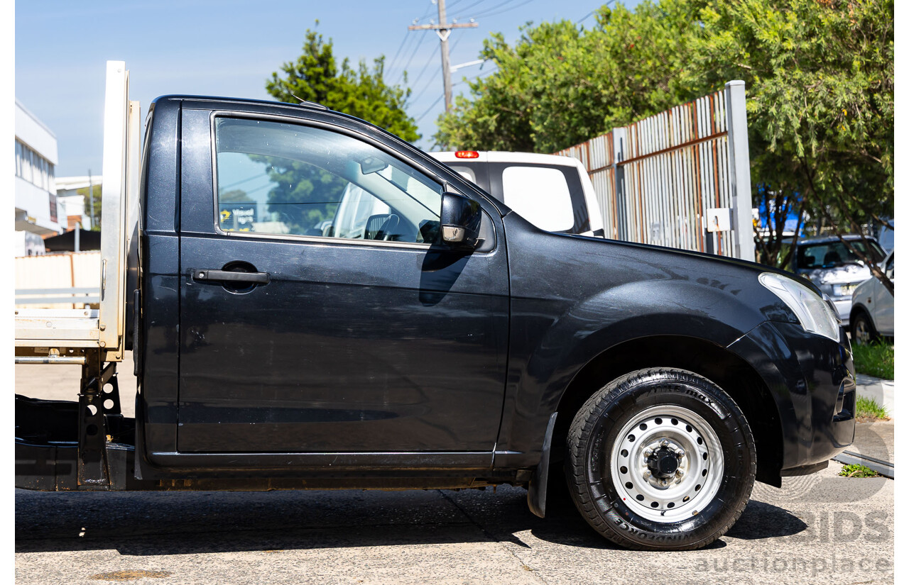 07/2019 Isuzu D-Max SX Low-Ride 4x2 (RWD) TF MY19 C/Chas Cosmic Black Pearl Turbo Diesel 3.0L