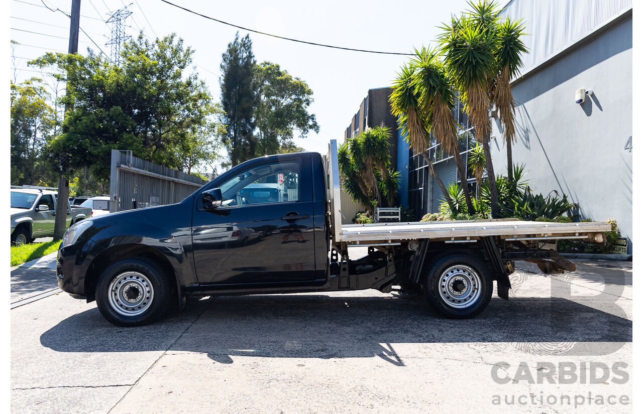 07/2019 Isuzu D-Max SX Low-Ride 4x2 (RWD) TF MY19 C/Chas Cosmic Black Pearl Turbo Diesel 3.0L