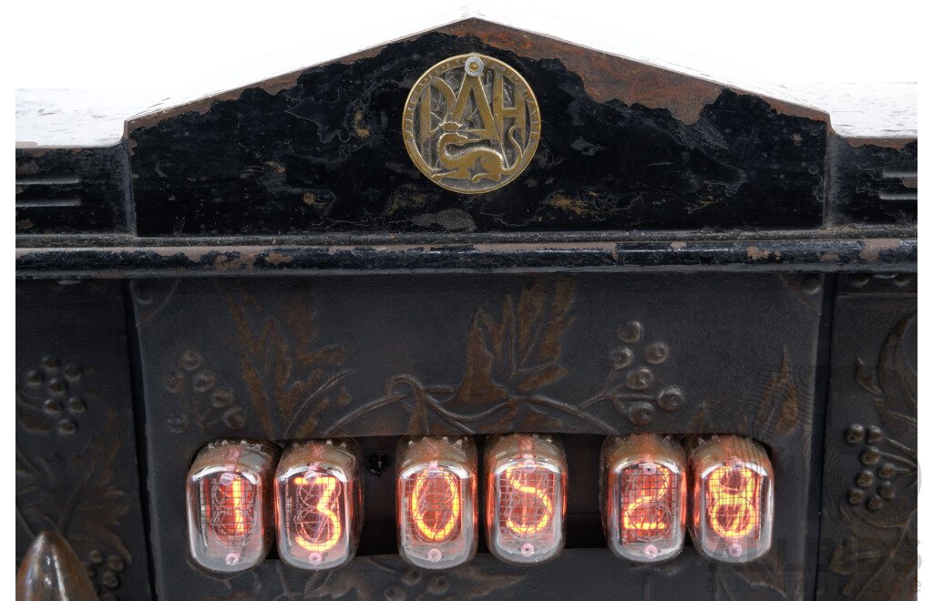 Antique Steel Body Mantle Clock Retro Fitted with Nixie Tube Numerals