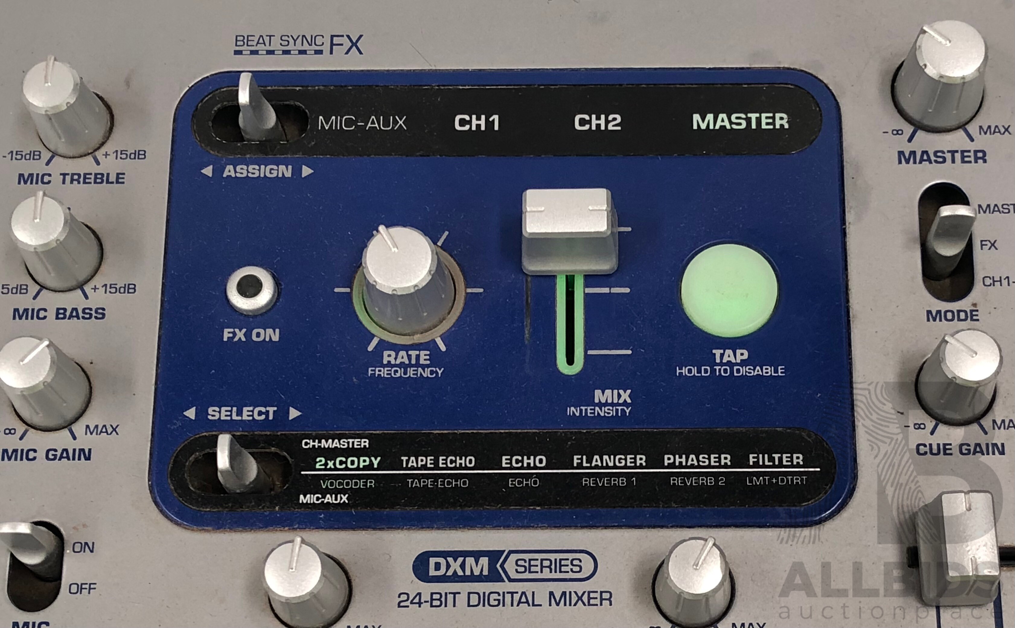 Numark X6 24-BIT DIGITAL MIXER デジタルミキサー Numark X6 Tabletop DJ Mixer with FX | zZounds
