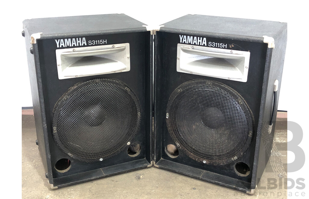 Pair of Yamaha 100 Watt Loudspeaker System Speakers