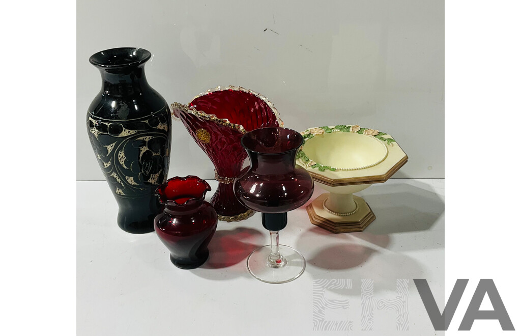 Collection Items Includiong Three Italian Red Lolly Glass Items