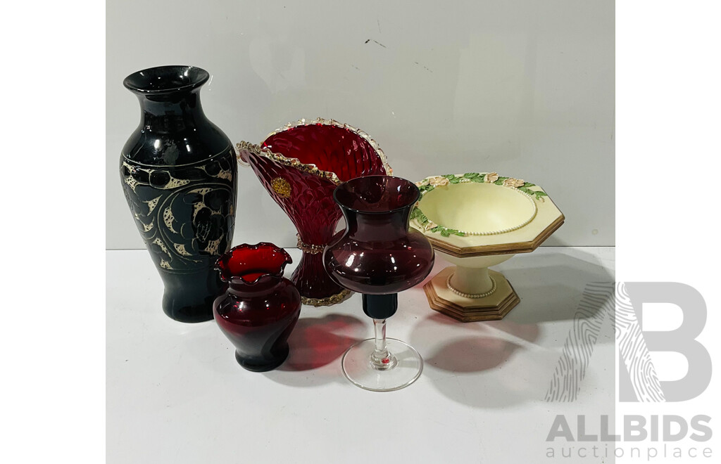 Collection Items Includiong Three Italian Red Lolly Glass Items