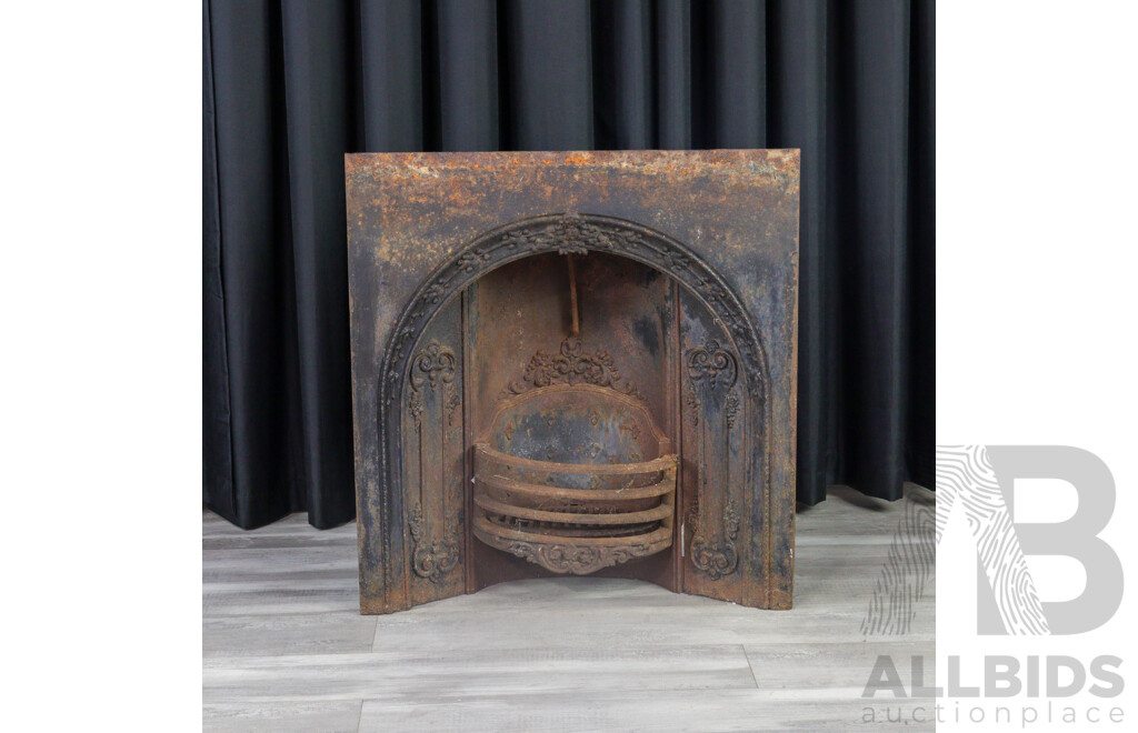 Victorian Cast Iron Fire Place Insert