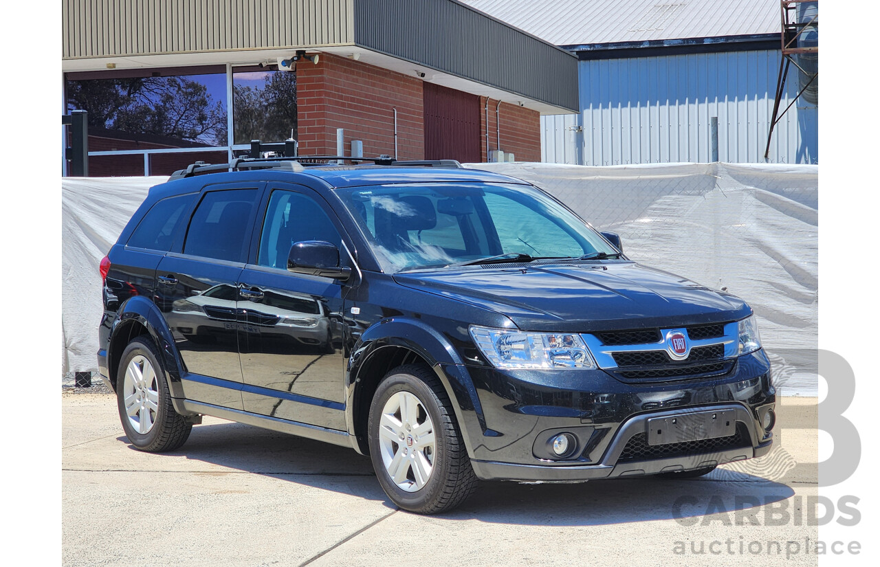 12/2013 Fiat Freemont Urban JF 4d Wagon Black 2.4L