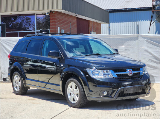 12/2013 Fiat Freemont Urban JF 4d Wagon Black 2.4L