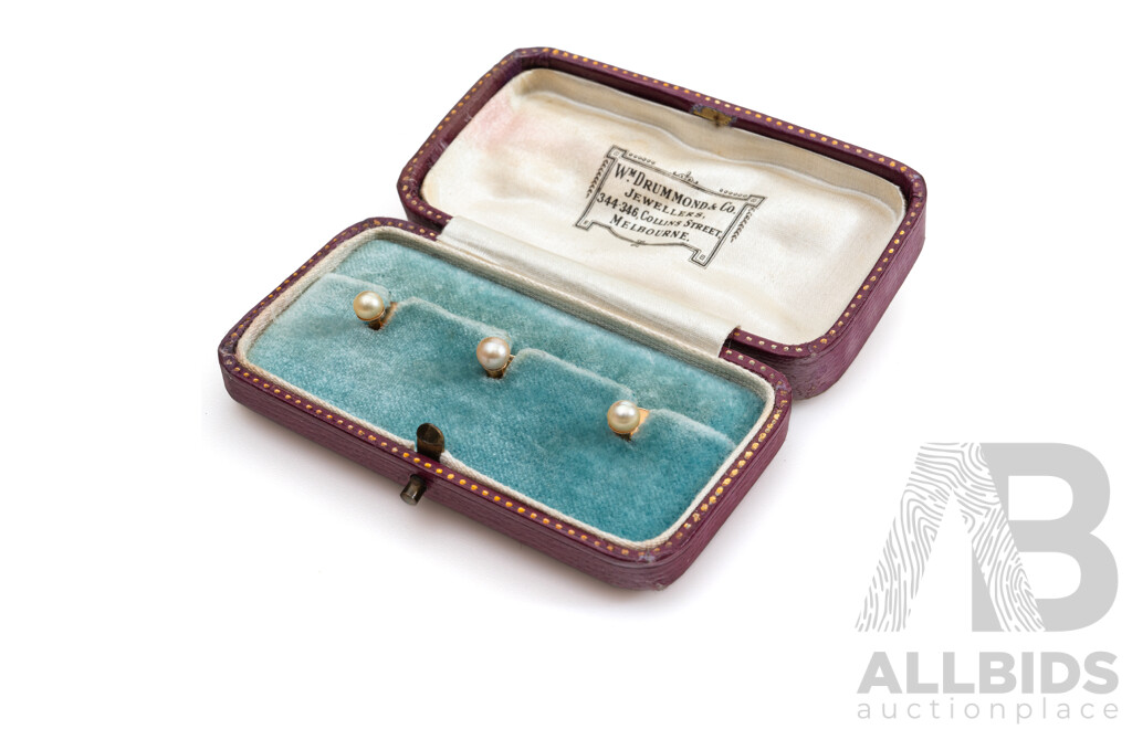 Vintage Set of (3) 15ct Vintage Cultured Pearl Buttons in Original Case From W.M Drummond & Co. Jewellers, Melbourne, 3.24 Grams