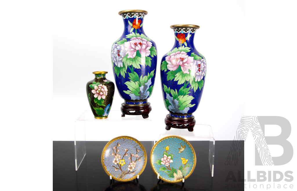 Collection Chinese Cloisonne Pieces Comprising Pair Vases on Carved Wooden Stands, Smaller Vase and Pair Plates