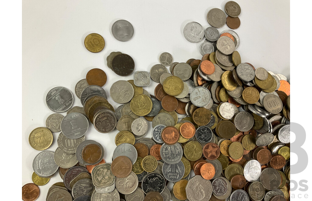 Collection of Vintage International Coins Including India KGV, Germany, Spain, Indonesia, PNG, Sri Lanka, Brazil, China, Argentina, Malaysia, Phillipines, UK, Greece, USA and More - Approximately 3.8 Kilograms