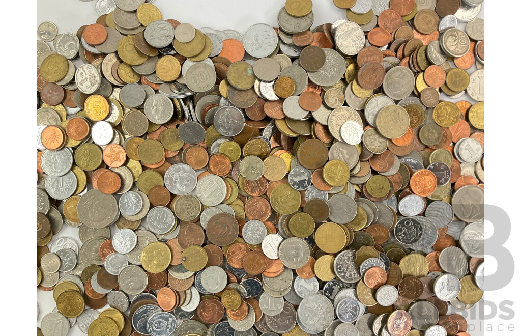 Collection of Vintage International Coins Including India KGV, Germany, Spain, Indonesia, PNG, Sri Lanka, Brazil, China, Argentina, Malaysia, Phillipines, UK, Greece, USA and More - Approximately 3.8 Kilograms
