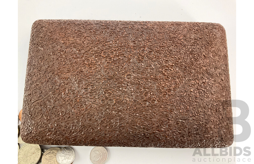 Collection of Vintage International Coins Including India KGV, Germany, Spain, Indonesia, PNG, Sri Lanka, Brazil, China, Argentina, Malaysia, Phillipines, UK, Greece, USA and More - Approximately 3.8 Kilograms