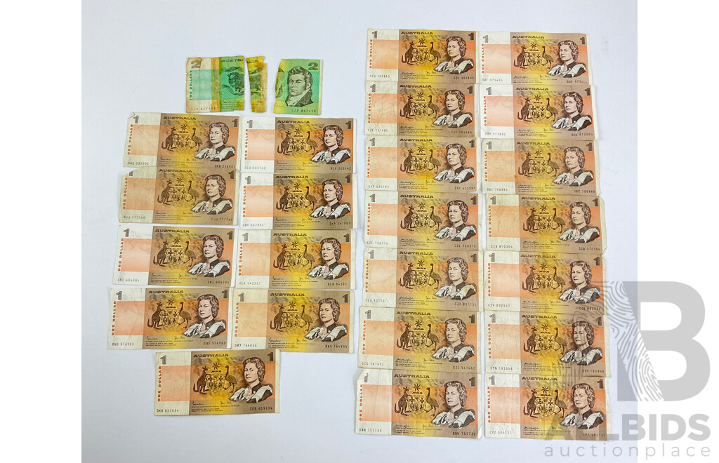 Australian 1979 One Dollar Notes R77 Knight/Stone(14) and 1982 R78 Johnston/Stone(9)