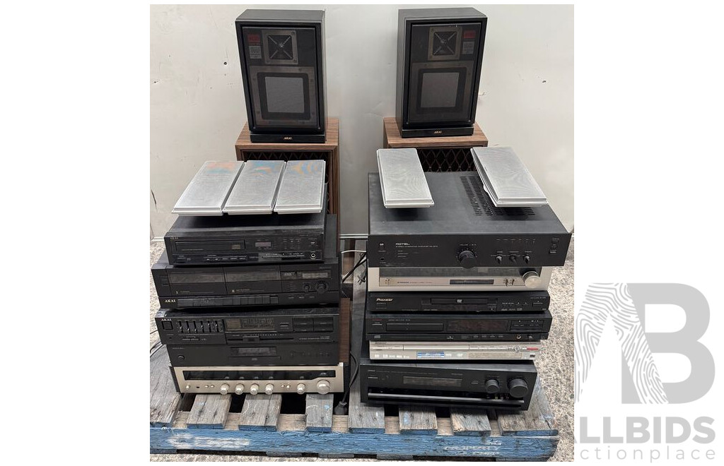 Bulk Lot of Audio Visual Technology